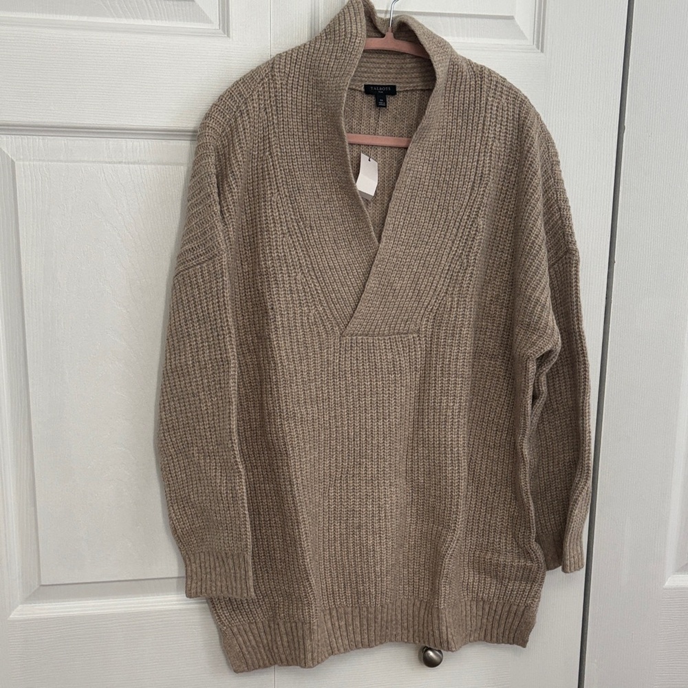 Talbots V-Neck Sweater in Tan